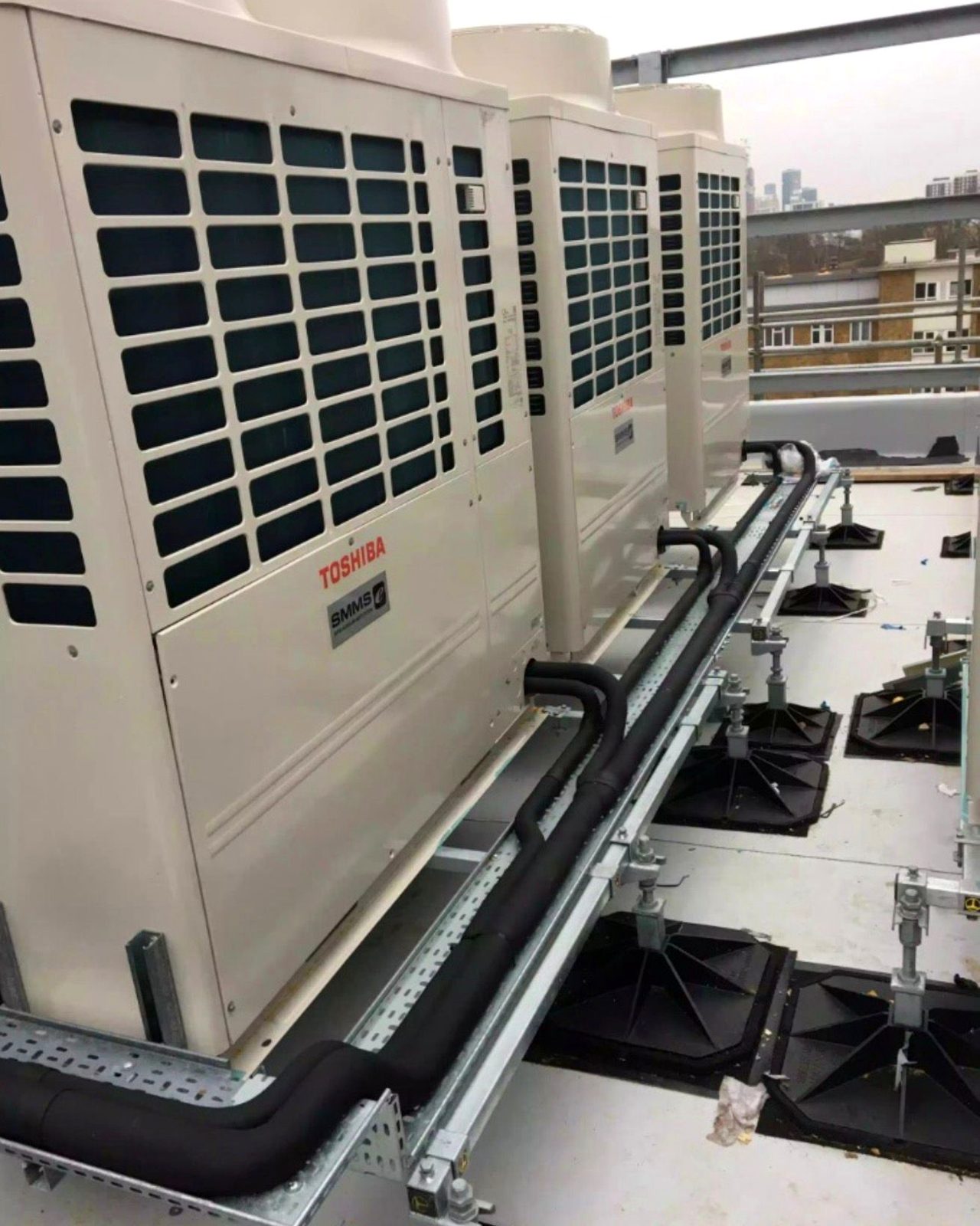 Boardroom air conditioning installation in a commercial office